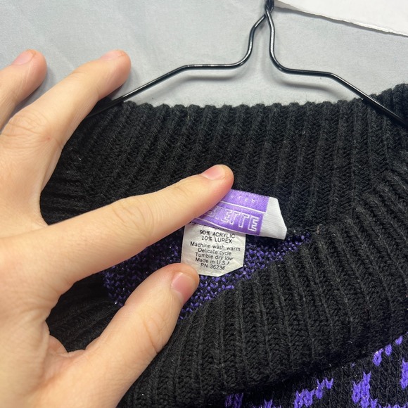 Vintage Grandma Sweater Womens Medium Purple Geometric Arielle Acrylic Knit USA - Picture 7 of 9